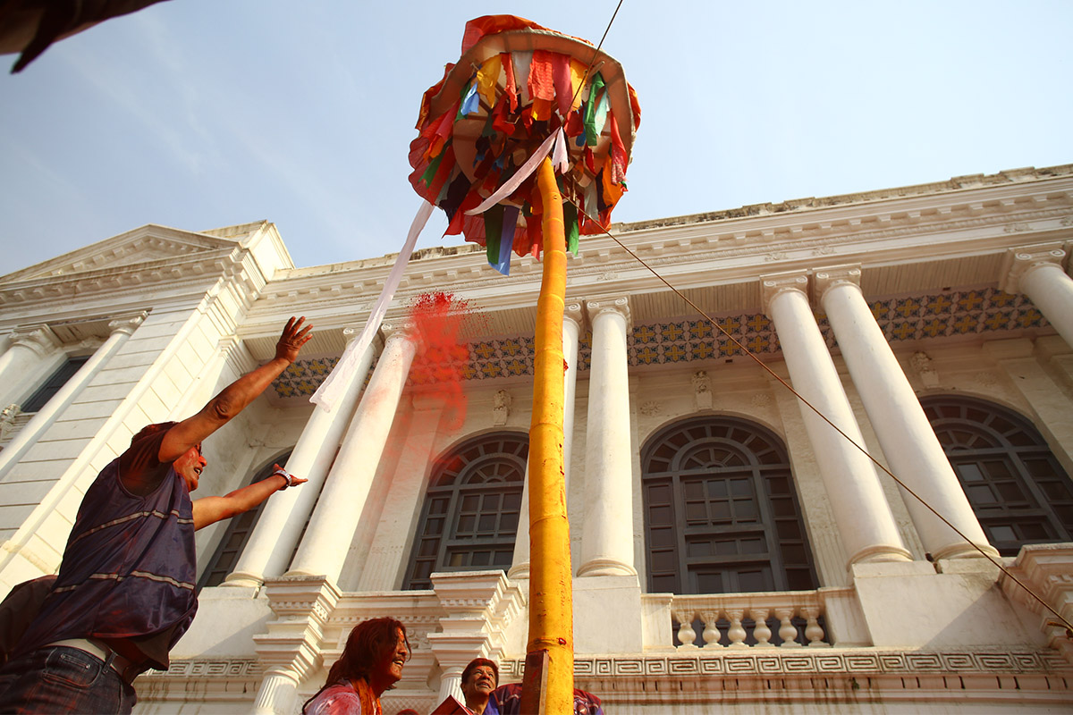 holi-festival-begins-chir-put-up-at-basantapur-photo-feature