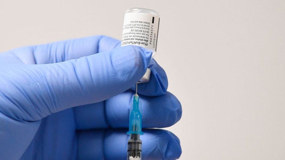 new-zealand-woman-dies-after-receiving-pfizer-vaccine