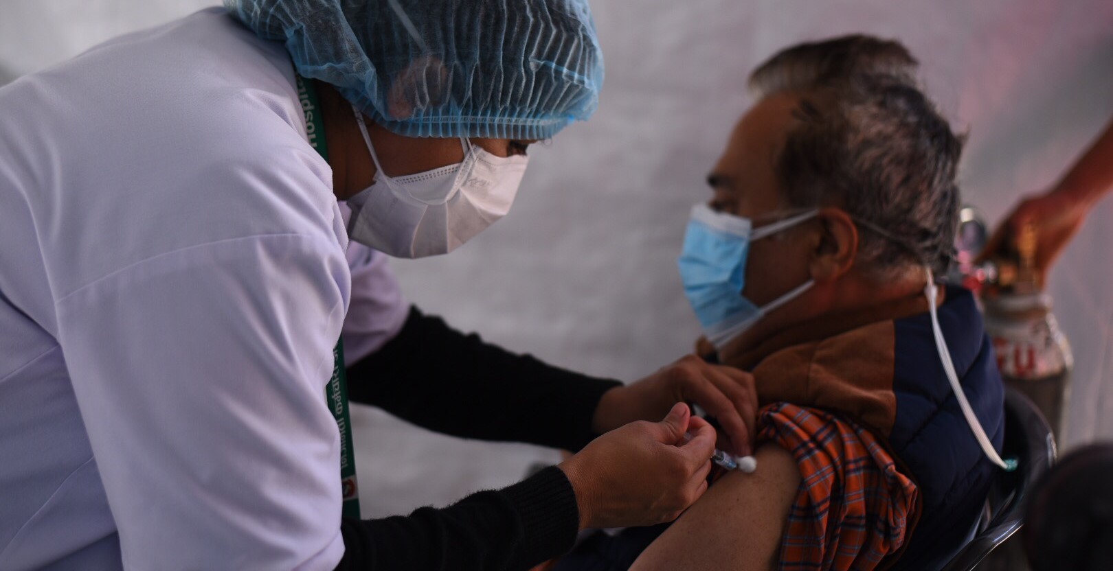 administering-pfizer-vaccines-in-kathmandu-photo-feature