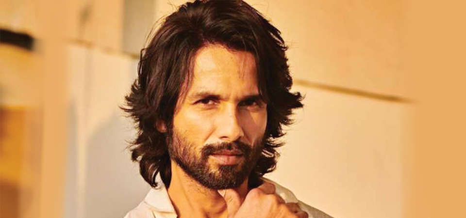 shahid-kapoor-wears-jersey-with-pride-calls-it-his-best-film-so-far