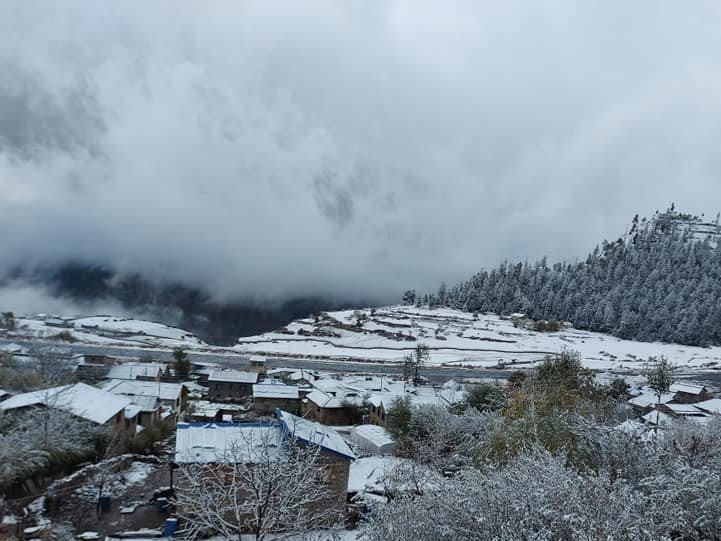 khaptad-receives-increasing-number-of-domestic-tourists-after-snowfall