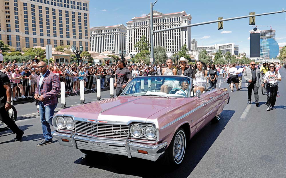 'New king of Las Vegas' is celebrated with strip parade