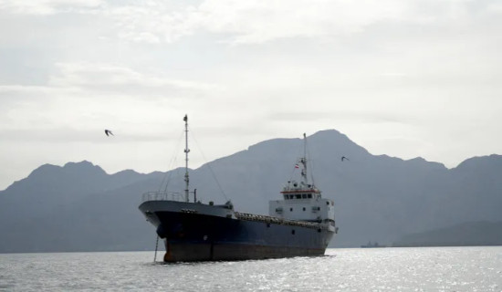 US military threatens to blockade all Iranian ports starting on Monday