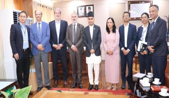 ADB Country Director Koshwa pays courtesy call on Communication Minister Timilsina