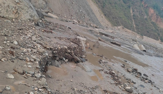 Vehicular movement obstructed at Katunje-Mangaltar section