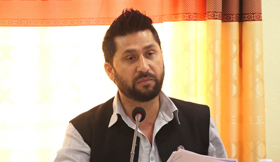 Govt issues public notice calling social media for registration