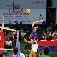 WWE chief McMahon retires amid misconduct reports