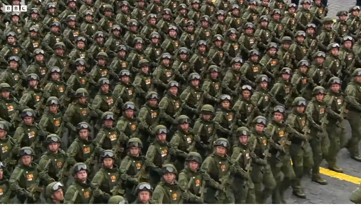 Putin denounces Nato at scaled back Victory Day parade