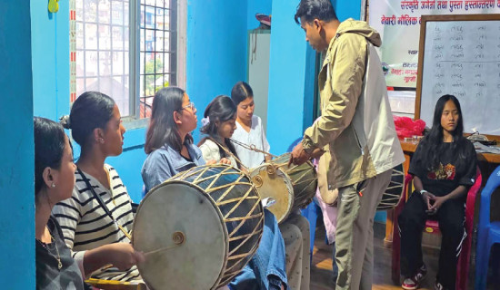 Tamghas Newars reviving Dhime Baja