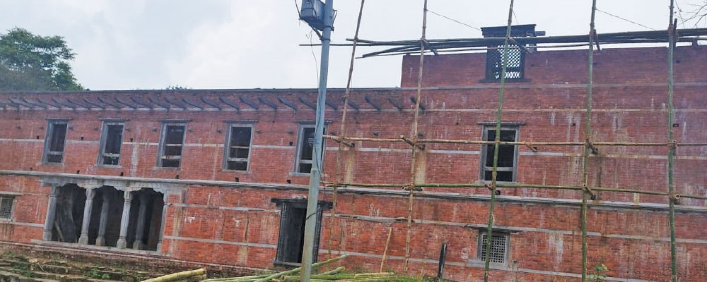 Reconstruction of Lamjung Durbar in progress