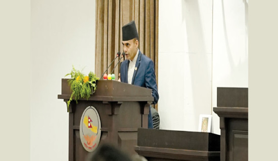 Govt to refine film bill