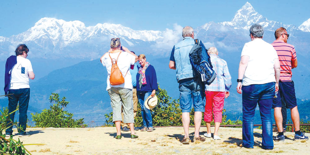 Average daily spending of tourists down by 19 percent