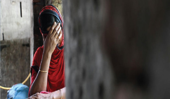 Migrants flee India crackdown to Bangladesh