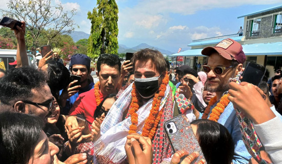 Excited to be in Nepal, see Himalayas: Turkish actor Düzyatan