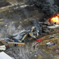 Safety Board: Mechanical defect caused Ohio train wreck