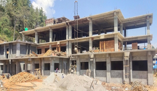 Construction of hospitals speed up in Dolakha local levels