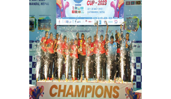 India clinch Challenge Cup title