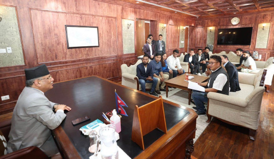NSU team calls on PM Prachanda, gives backing in Govt's move against corruption