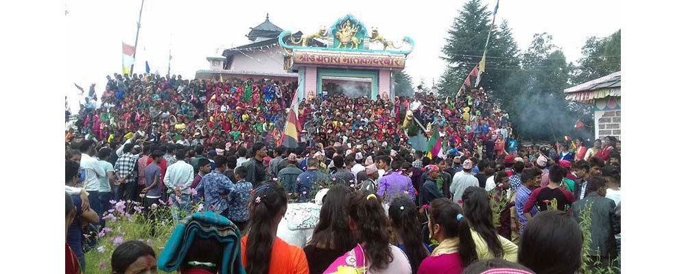 Ugratara Temple in Dadeldhura starts drawing crowd of devotees