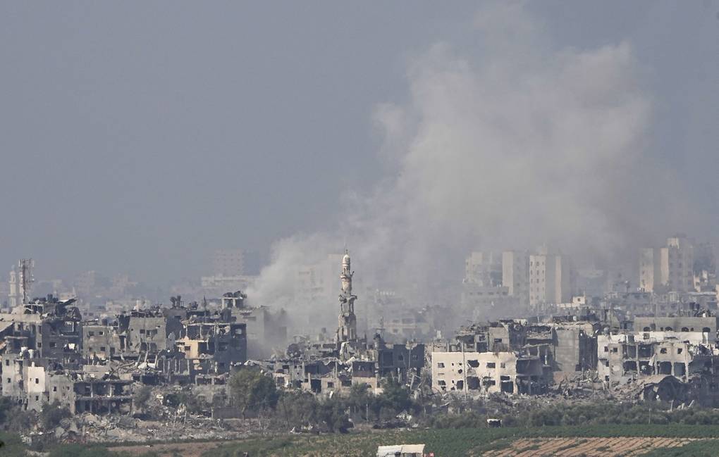 More than 8,000 people died in Israeli attacks in Gaza since start of ...