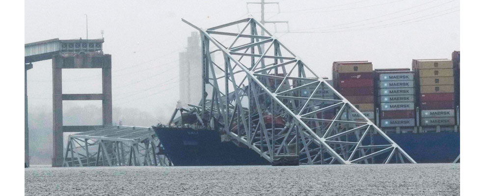 Cranes arrives to start removing wreckage from deadly Baltimore bridge ...