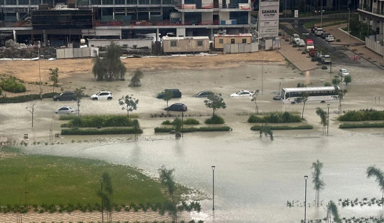 A year’s worth of rain plunges normally dry Dubai underwater