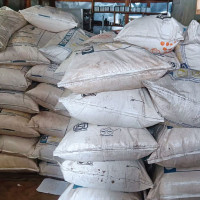 Farmers fret over fertiliser shortage Govt says it has 43,000 tonnes in stock