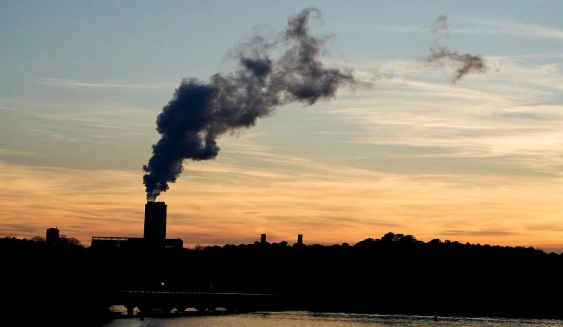 New EPA rule: Capture emissions or shut coal plants
