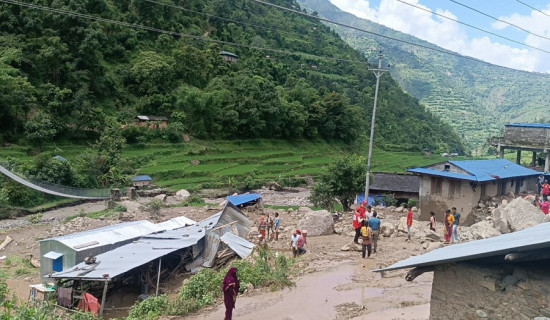 Disaster victims in dire need of tents, food