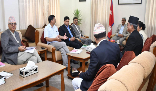Irrigation Minister emphasizes on developing farmer-friendly projects