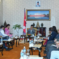 Minister Bhandari visits Kolkata Port