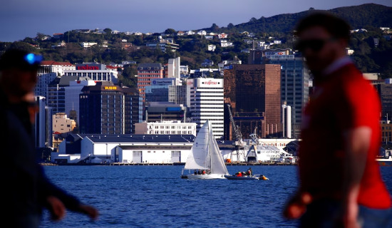 People leave New Zealand in record numbers as economy bites