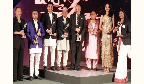 Rohit, Arika bag NSJF Pulsar PoY awards