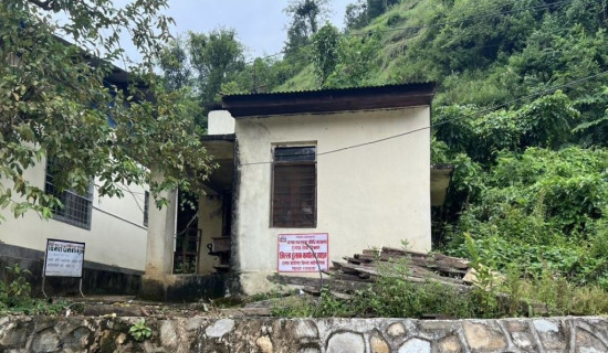 Each local level in Syangja has one post office