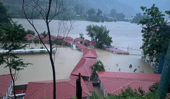 Waterlogs in first floor of quality resort of Sidhuli