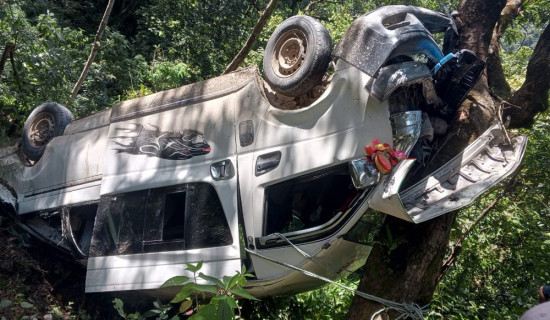 12 injured in Nuwakot microbus accident