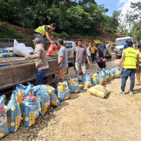 Dry landslide obstructs Rapti Highway