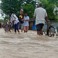 Landslide obstructs Mechi Highway