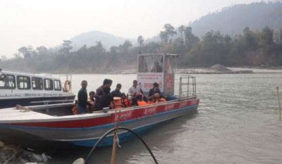 'Jet boat' service resumes in Saptakoshi River