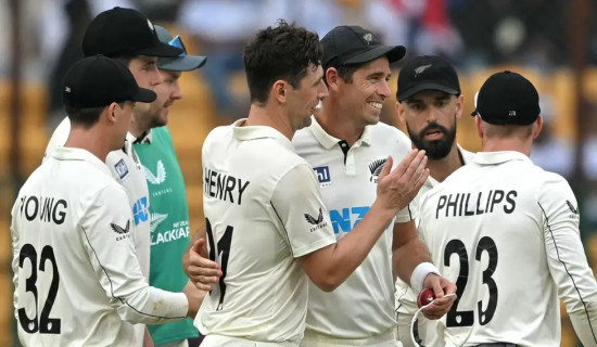 New Zealand need 107 for first win in India since 1988