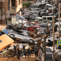 Spain sends thousands more troops to flood-hit region