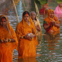 Ripe paddy destroyed by rainfall, farmers worried