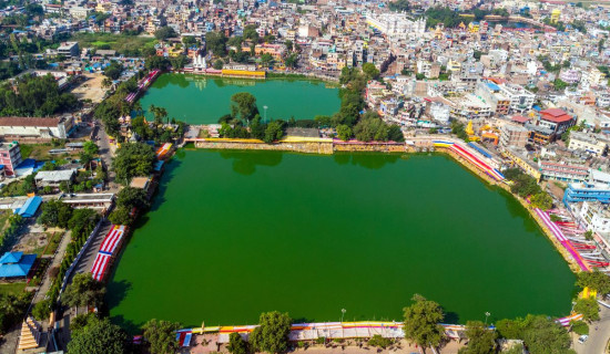 Decorated ponds, streams to perform Chhathi Mata puja (Photo Feature)