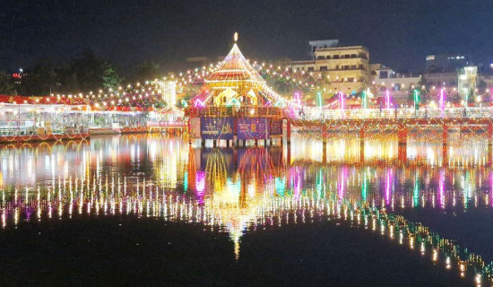 Chhath celebrated by offering curd to setting sun