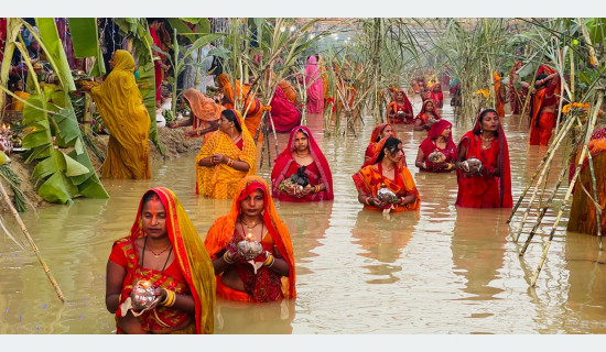 Chhath festival concludes by offering worship to rising Sun