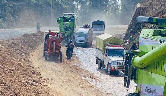 Narayangadh-Butwal road: representatives of three districts come together to stress on continuous delay in resuming construction