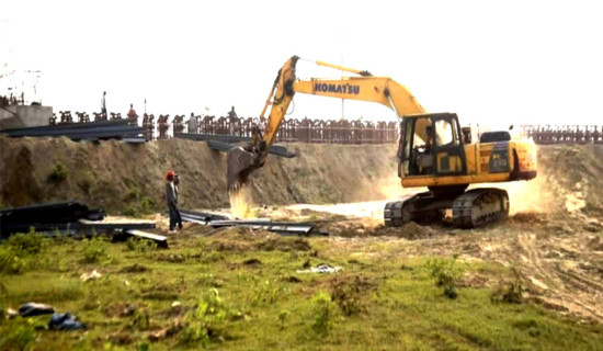 Bridge construction over Rapti gathers pace