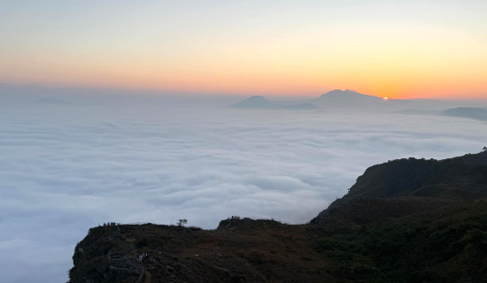 View of sunrise and mist from Manungkot of Tanahun