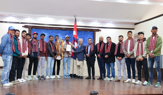 PM Oli felicitates NPL Champion Janakpur Bolts