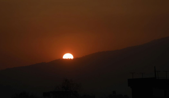 Bhaktapur welcomes first sunrise of 2025